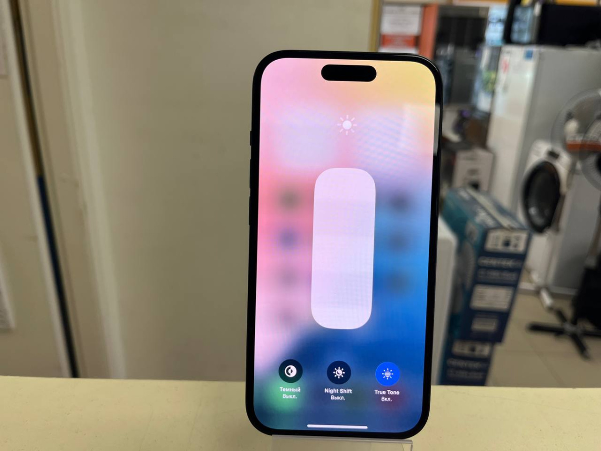 Смартфон Apple Iphone 15 128Gb