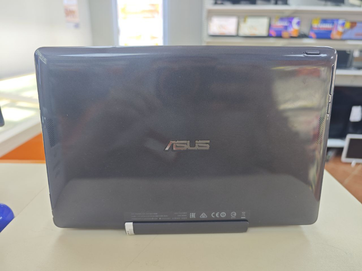 Планшет Asus Z3735D