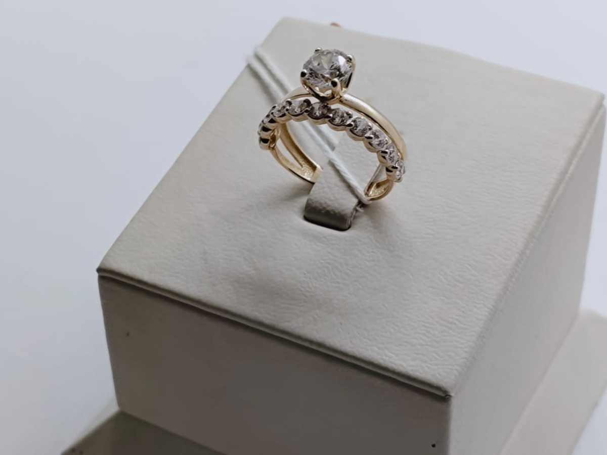 КОЛКМИ585 КОЛЬЦО С КАМНЯМИ (Au 585)