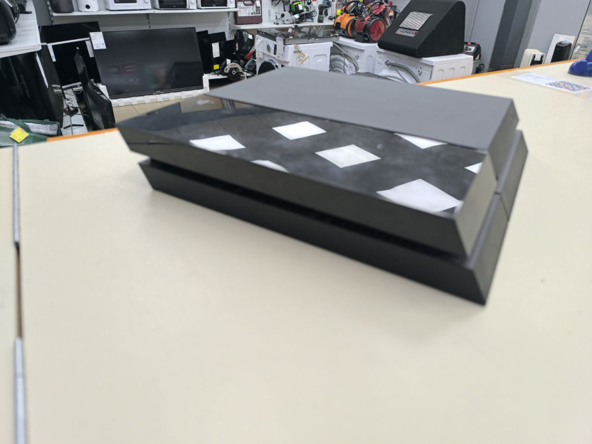 Игровая приставка PlayStation 4 FAT 1Tb