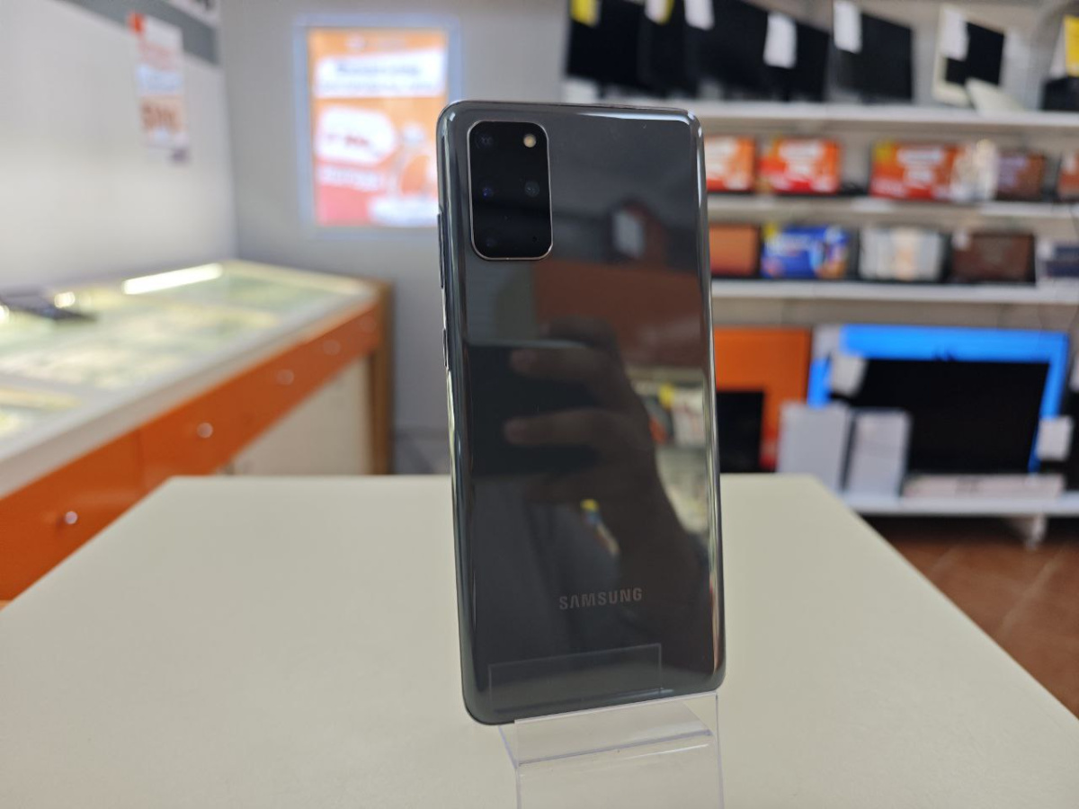 Смартфон Samsung Galaxy S20 Plus