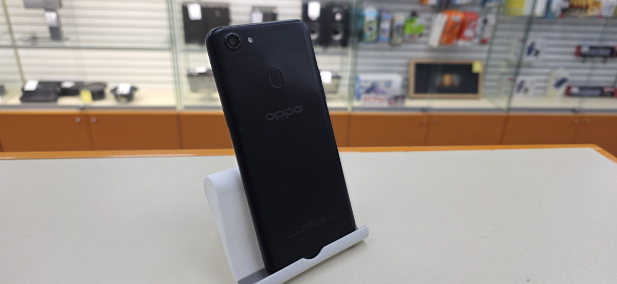 Смартфон Oppo F5 6/128