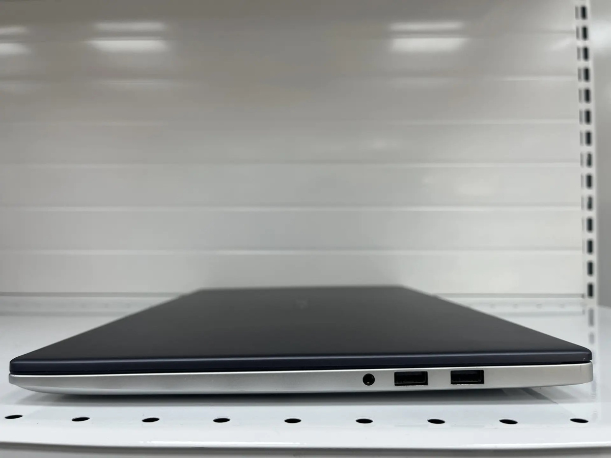 Ноутбук DELL; A9-9400, Radeon R5 series, 6 Гб, Нет, 250 Гб