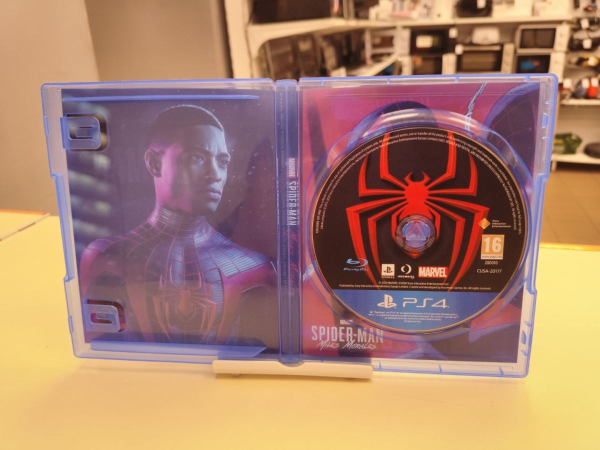 Игра Playstation 4 Spider-Man MILES MORALES