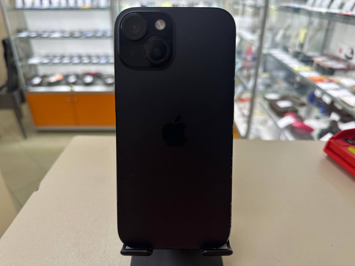 Смартфон Apple Iphone 15 128Gb