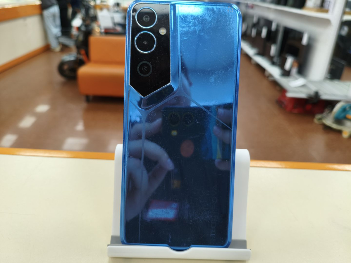 Смартфон Tecno Pova Neo 2 6/128