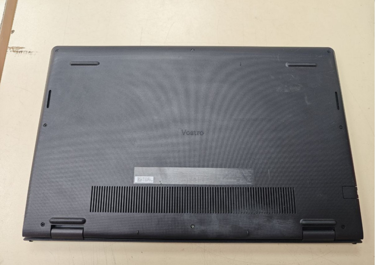 Ноутбук DELL; Core i5-1135G7, Iris(R) Xe Graphics, 8 Гб, 512 GB, Нет