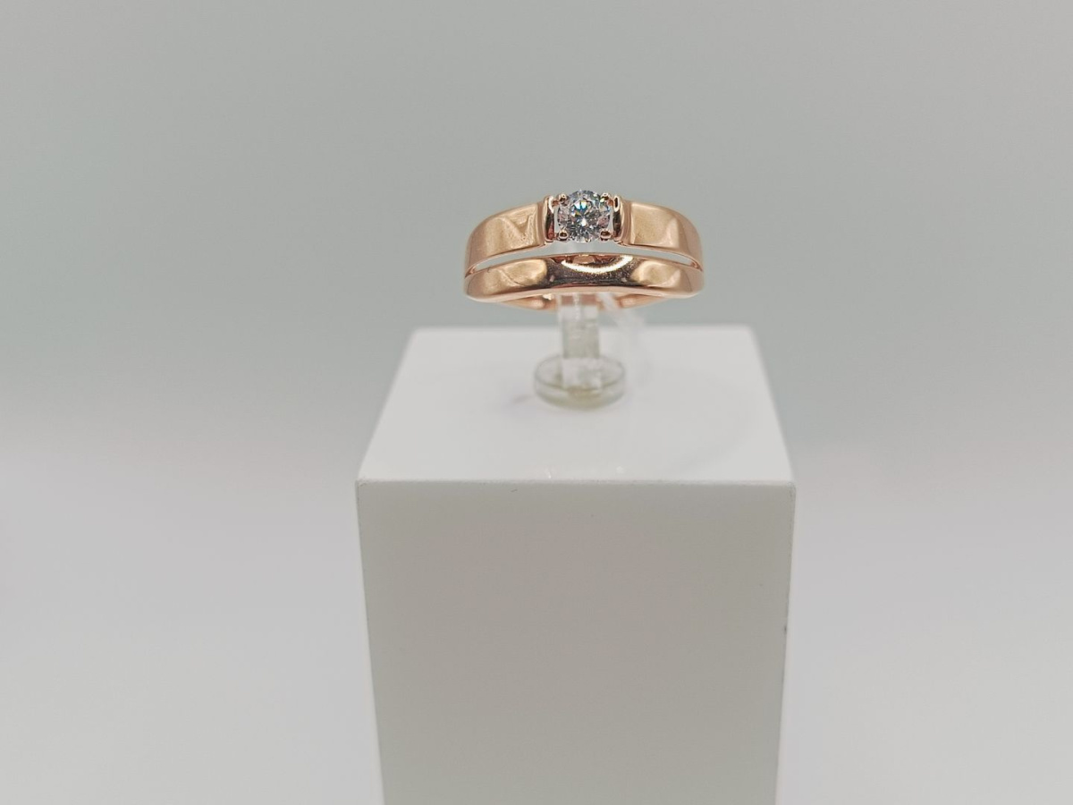 КОЛКМ585 КОЛЬЦО С КАМНЕМ (Au 585)