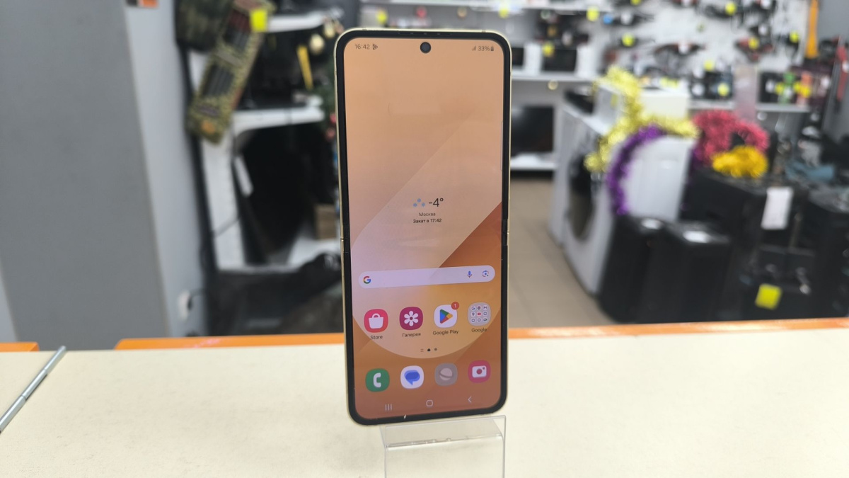 Смартфон Samsung Galaxy Z Flip 6 12/256