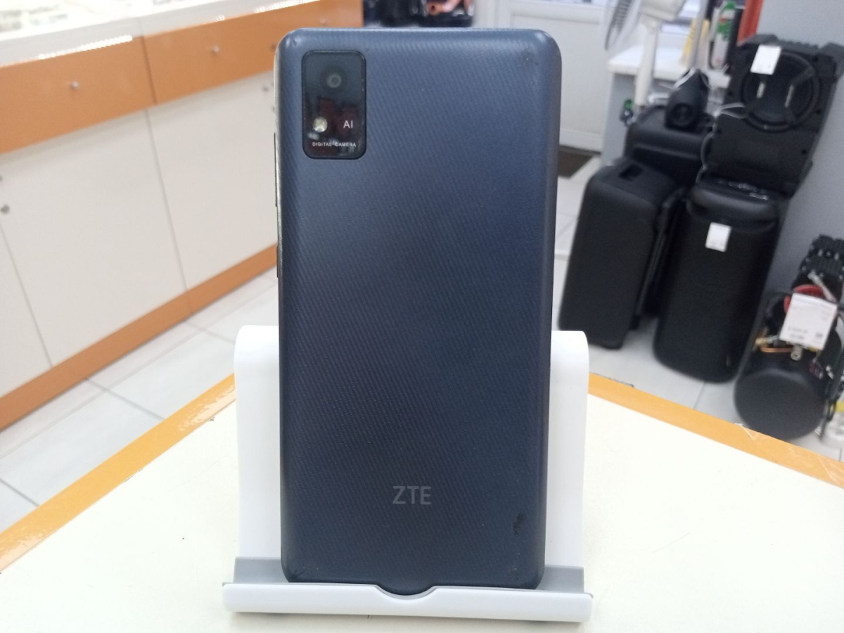 Смартфон ZTE Blade A31