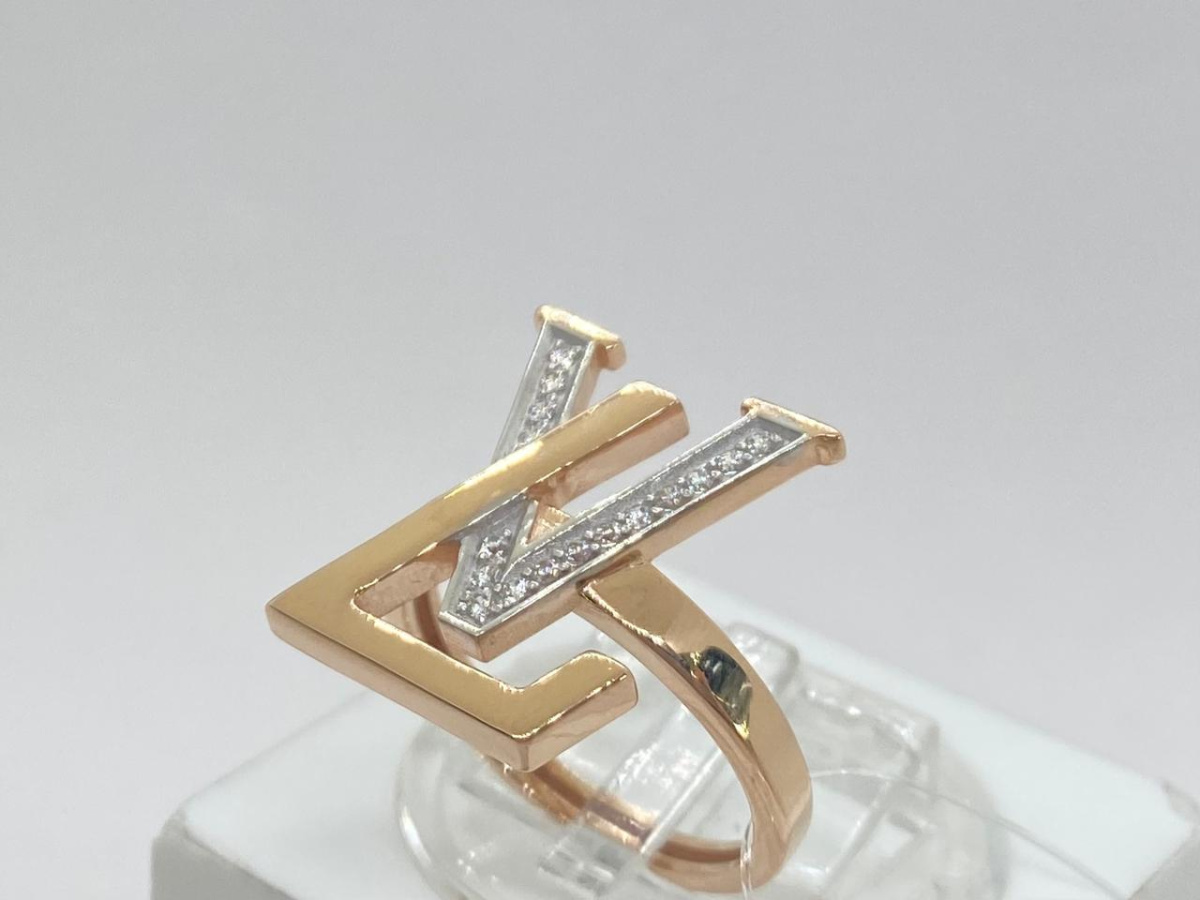 КОЛЬЦО С КАМНЯМИ (Au 585)