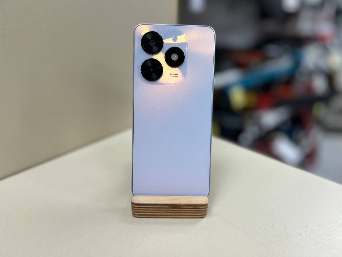 Смартфон Tecno Spark 20C 4/128