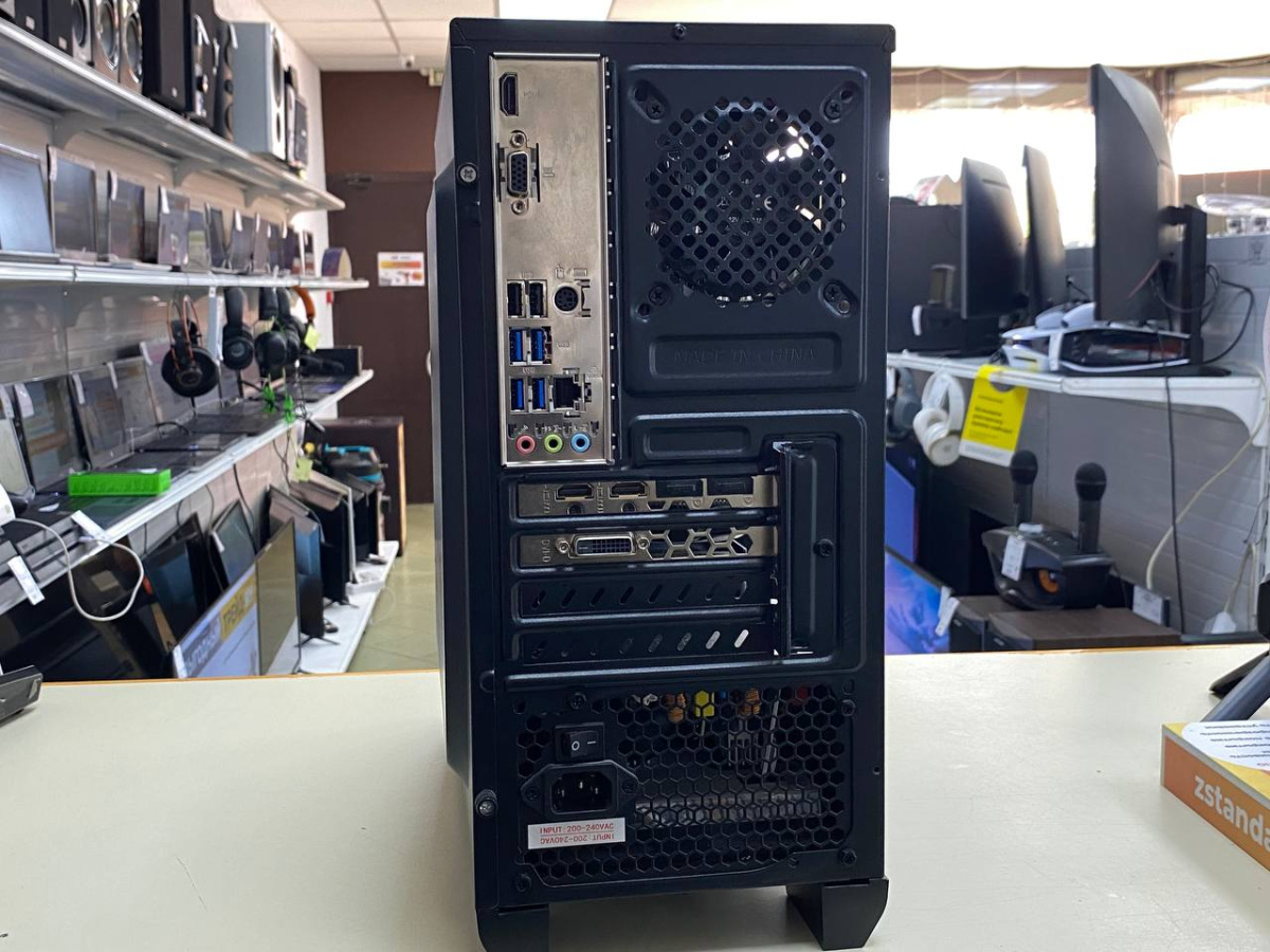 Системный блок Aero Cool;  Core I5-11400, Radeon RX 580, 16 Гб, Нет, 500 Гб