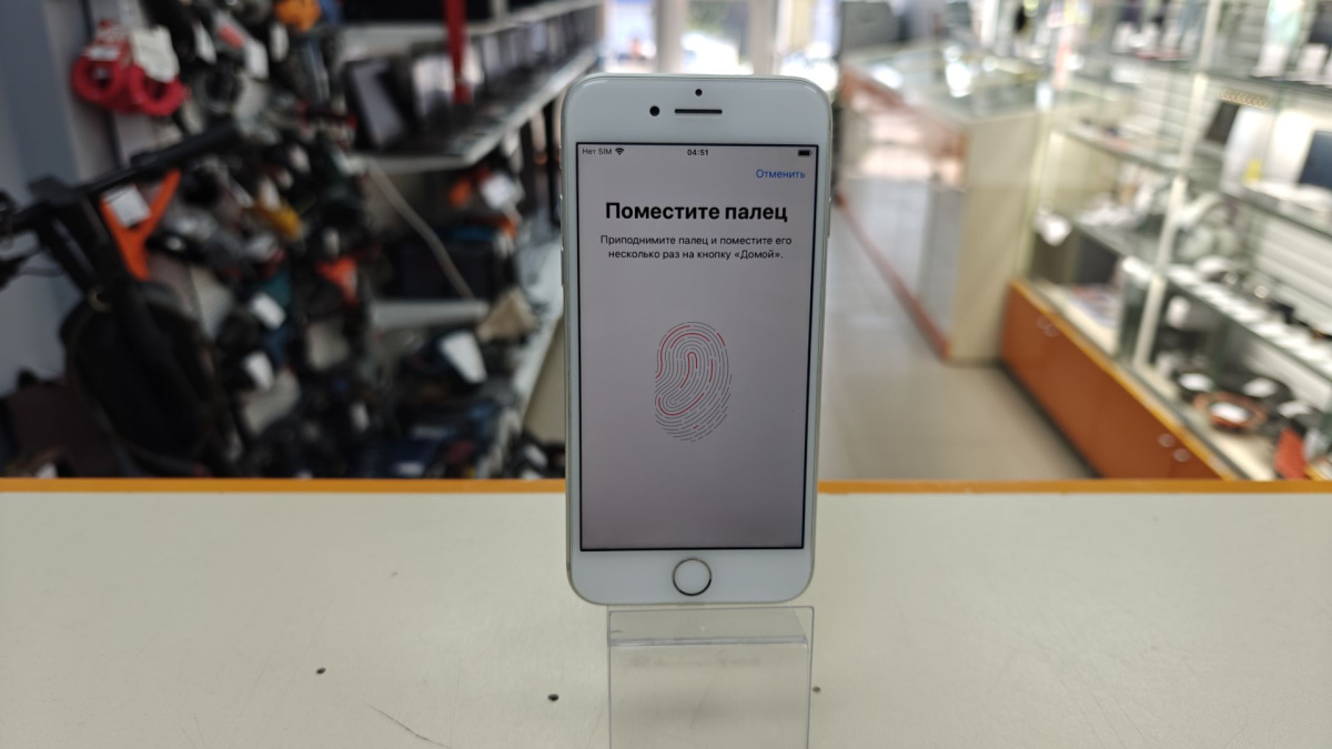 Смартфон Apple iPhone 7 32Gb