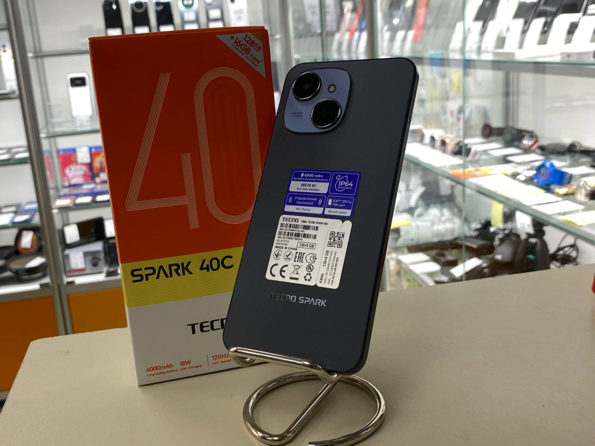 Смартфон Tecno Spark 40C 8/128