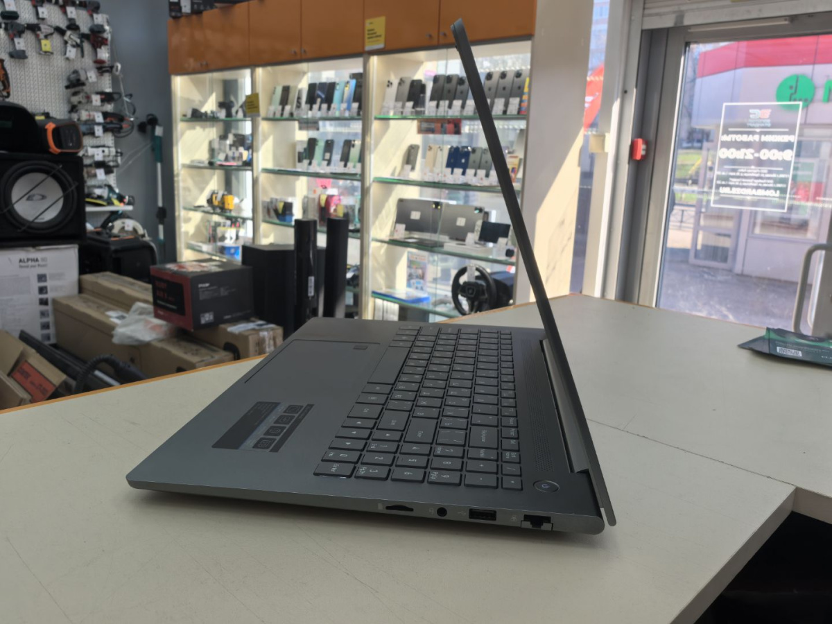 Ноутбук Dexp atlas; Core i3-1215U, Intel UHD Graphics, 8 Гб, 256 Гб, Нет