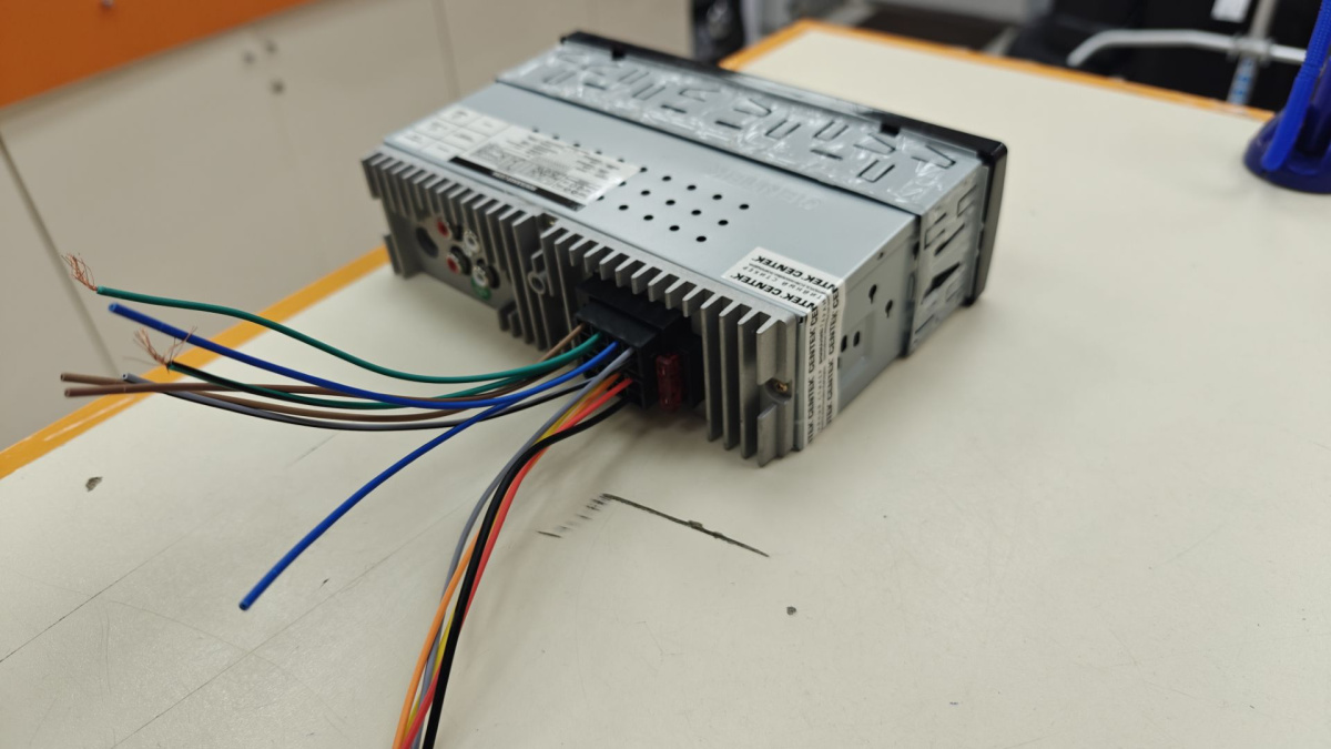 Автомагнитола Centek CT-8107