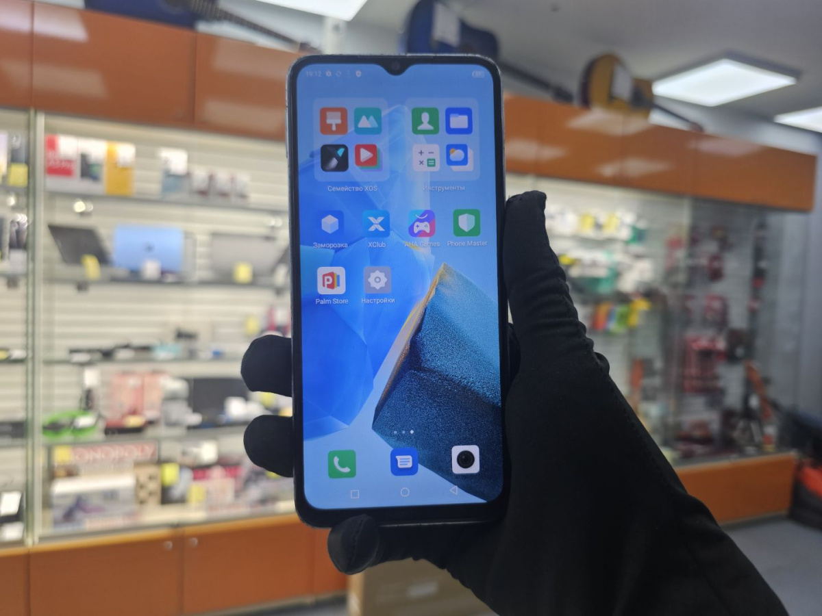 Смартфон Infinix HOT 30i 8/128