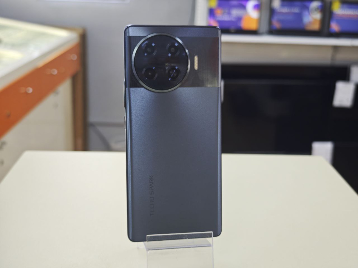 Смартфон Tecno Spark 20 Pro+ 8/256
