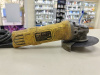 Угловая шлифмашина Dewalt DWE 4151