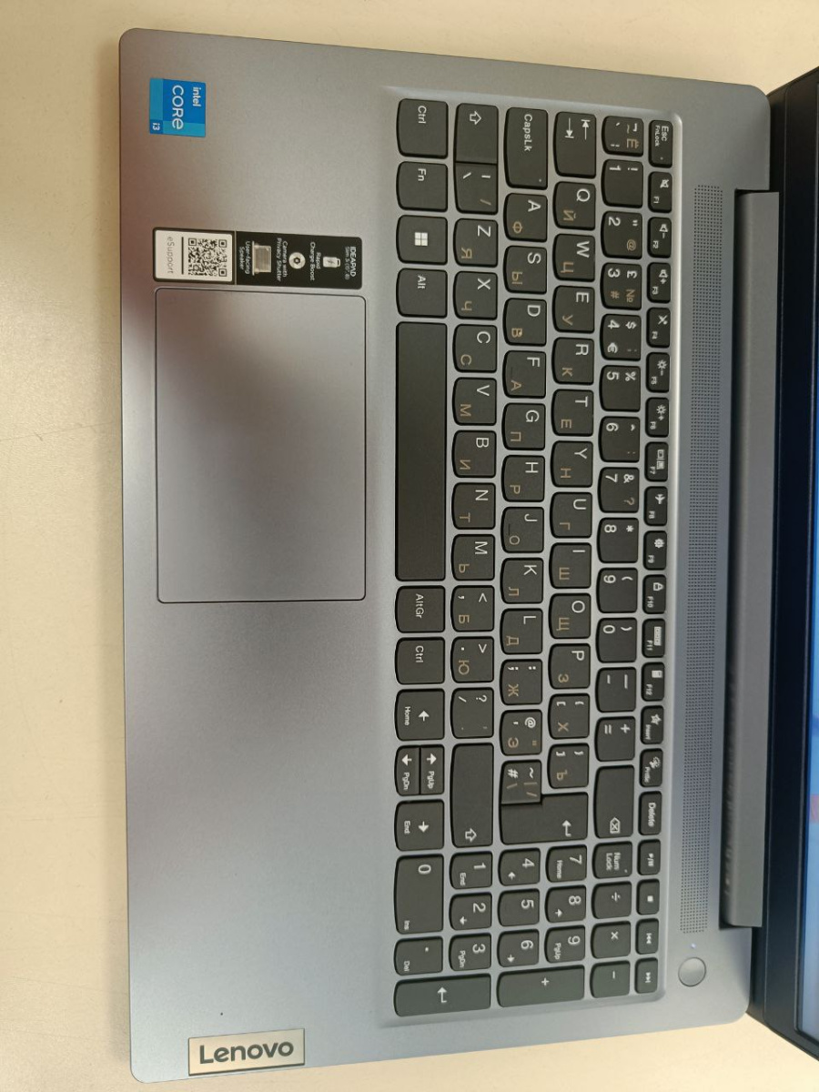Ноутбук Lenovo; Core i3-1305U, Intel UHD Graphics, 8 Гб, 256 Гб, Нет