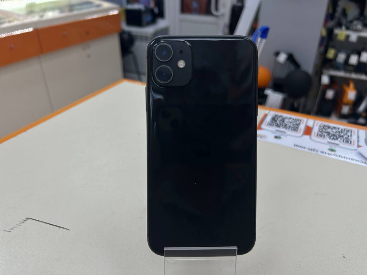 Смартфон Apple iPhone 11 64Gb