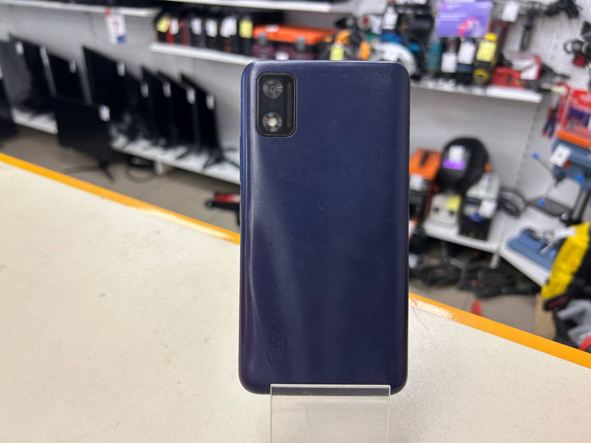Смартфон Itel A17