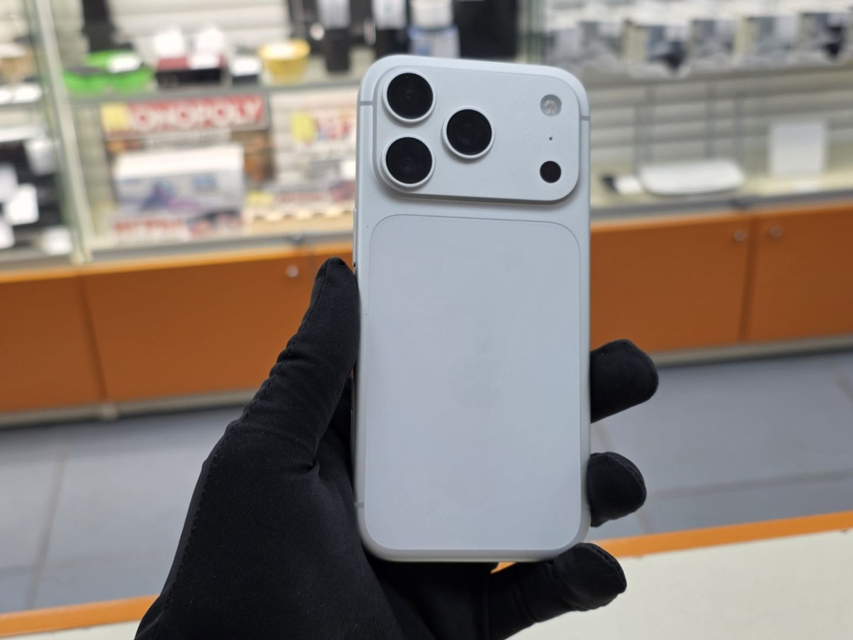 Смартфон Apple Iphone 17 Pro 256Gb