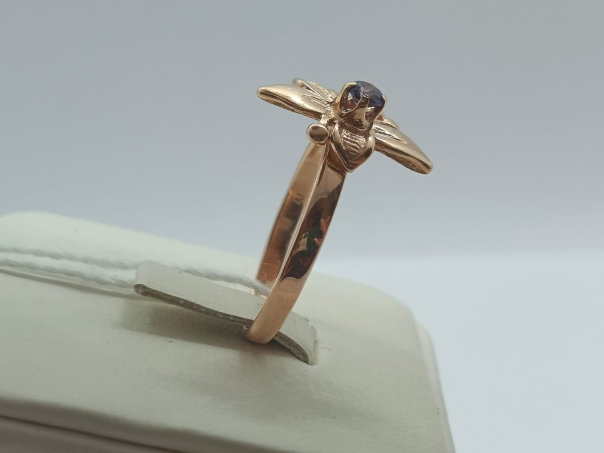 КОЛКМ585 КОЛЬЦО С КАМНЕМ (Au 585)