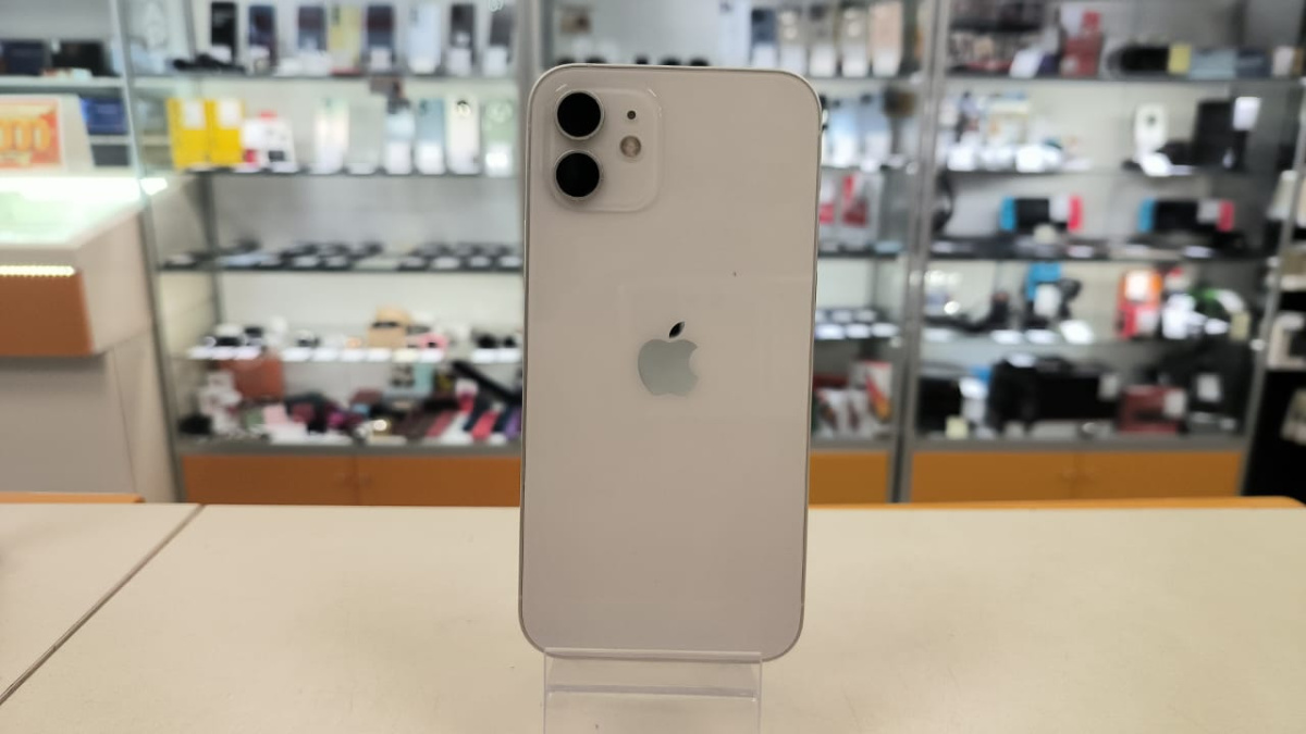 Смартфон Apple iPhone 12 128Gb