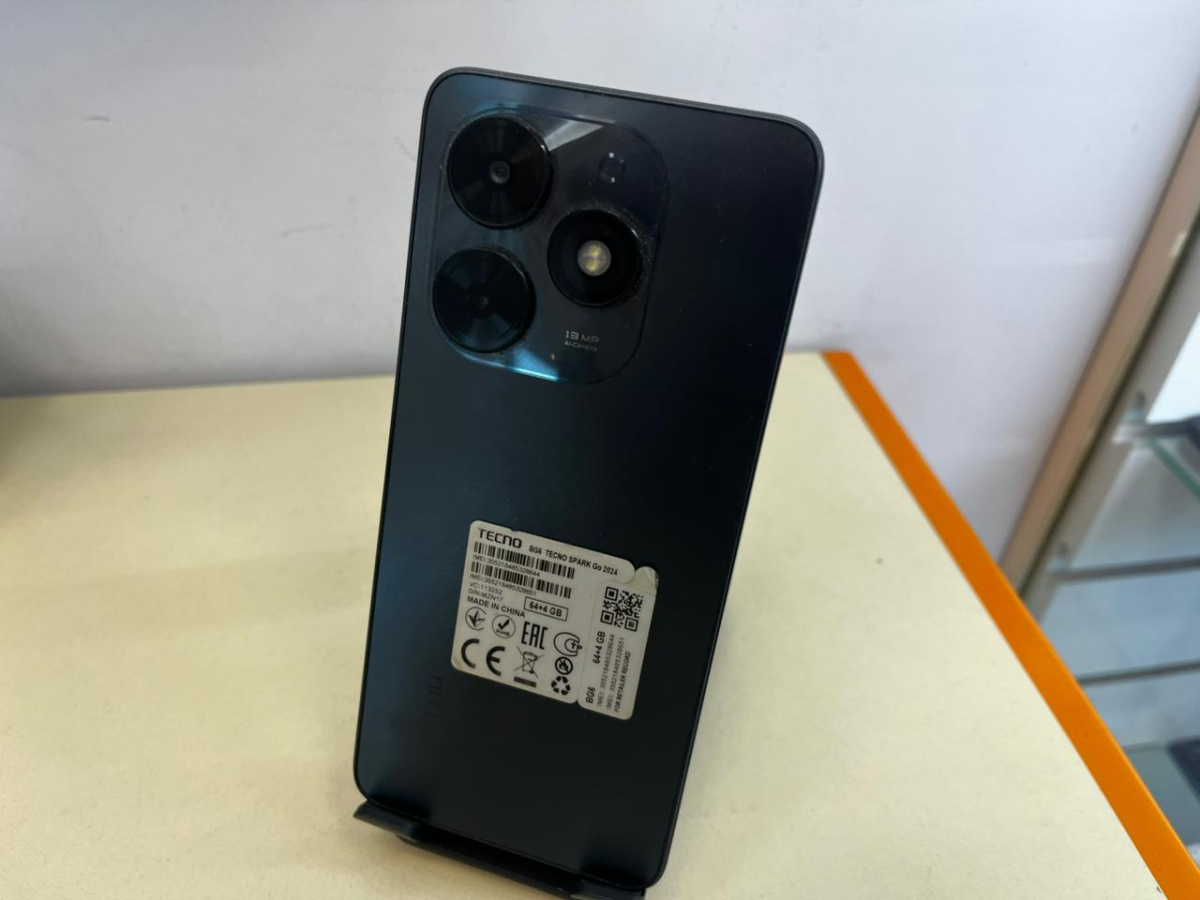 Смартфон Tecno Spark Go 2024 4/64