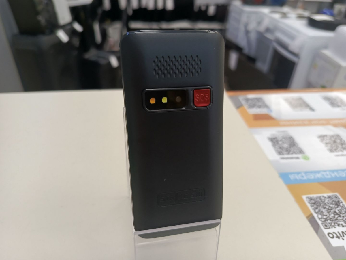 Мобильный телефон Strike S10