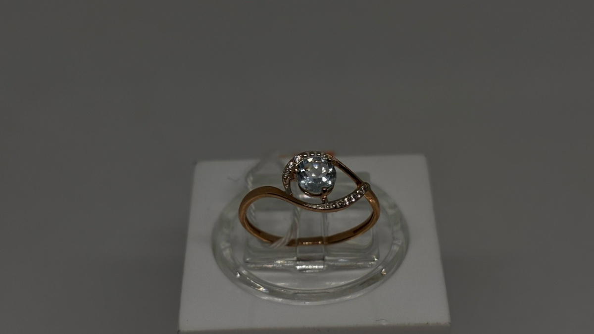 КОЛЬЦО С КАМНЯМИ (Au 585)