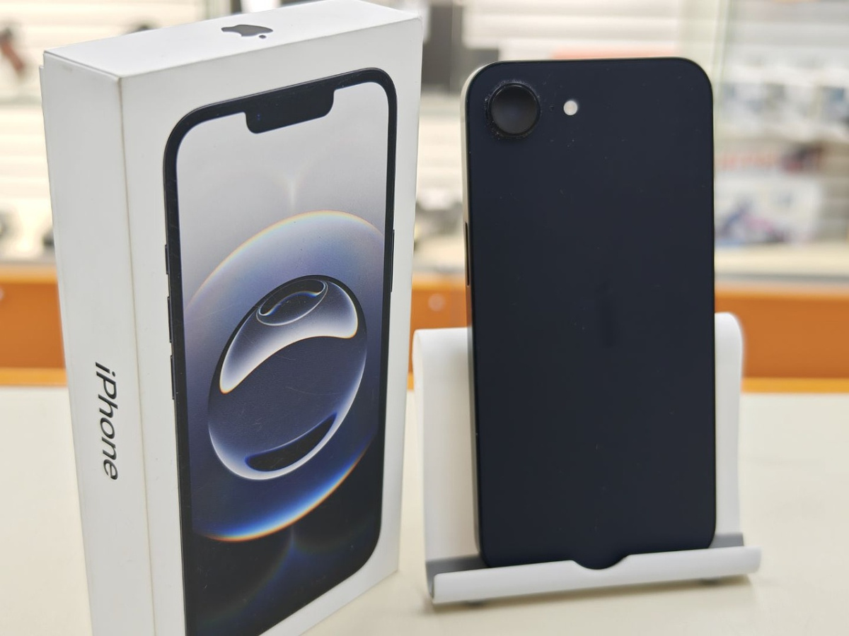 Смартфон Apple Iphone 16E 128Gb