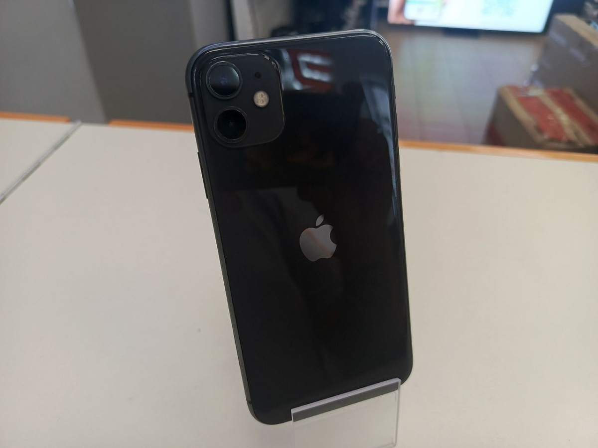 Смартфон Apple iPhone 11 64Gb