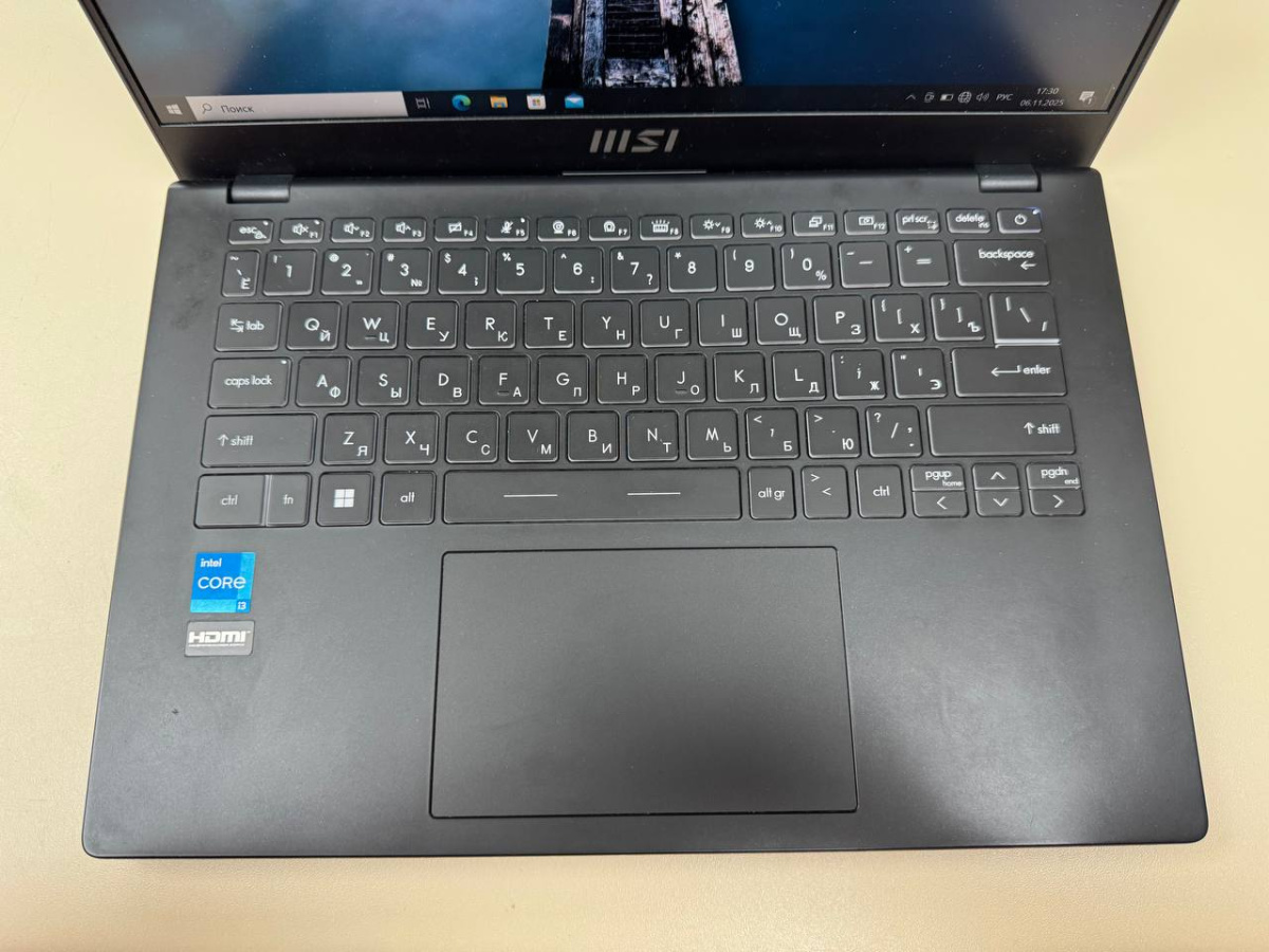 Ноутбук MSI Modern 14 C12M-233XRU; Core i3-1215U, Intel UHD Graphics, 8 Гб, 240 Гб, Нет