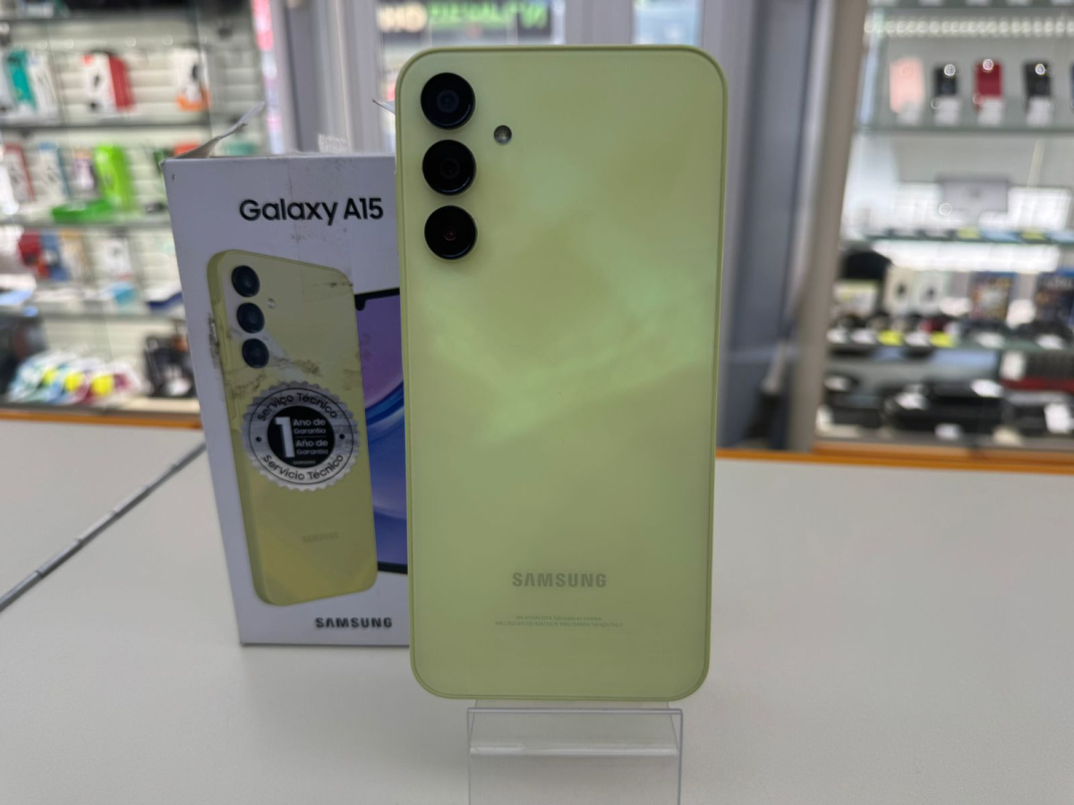 Смартфон Samsung Galaxy A15 6/128