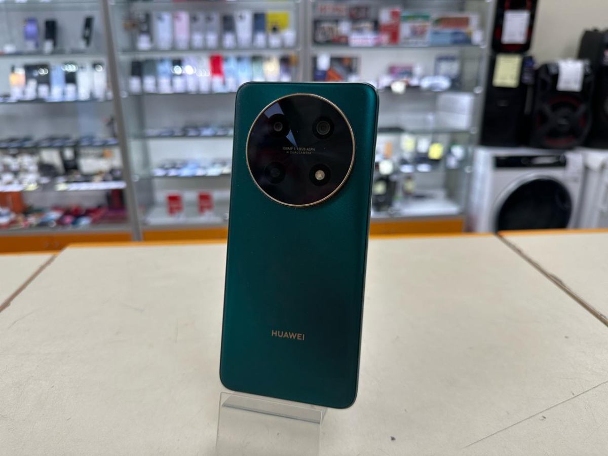 Смартфон Huawei Nova 12i 8/128
