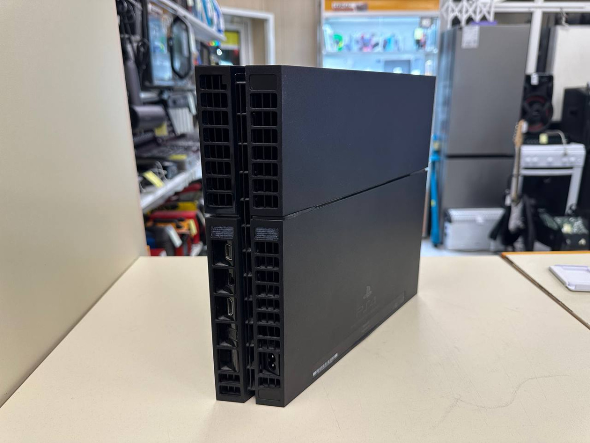 Игровая приставка PlayStation 4 500GB