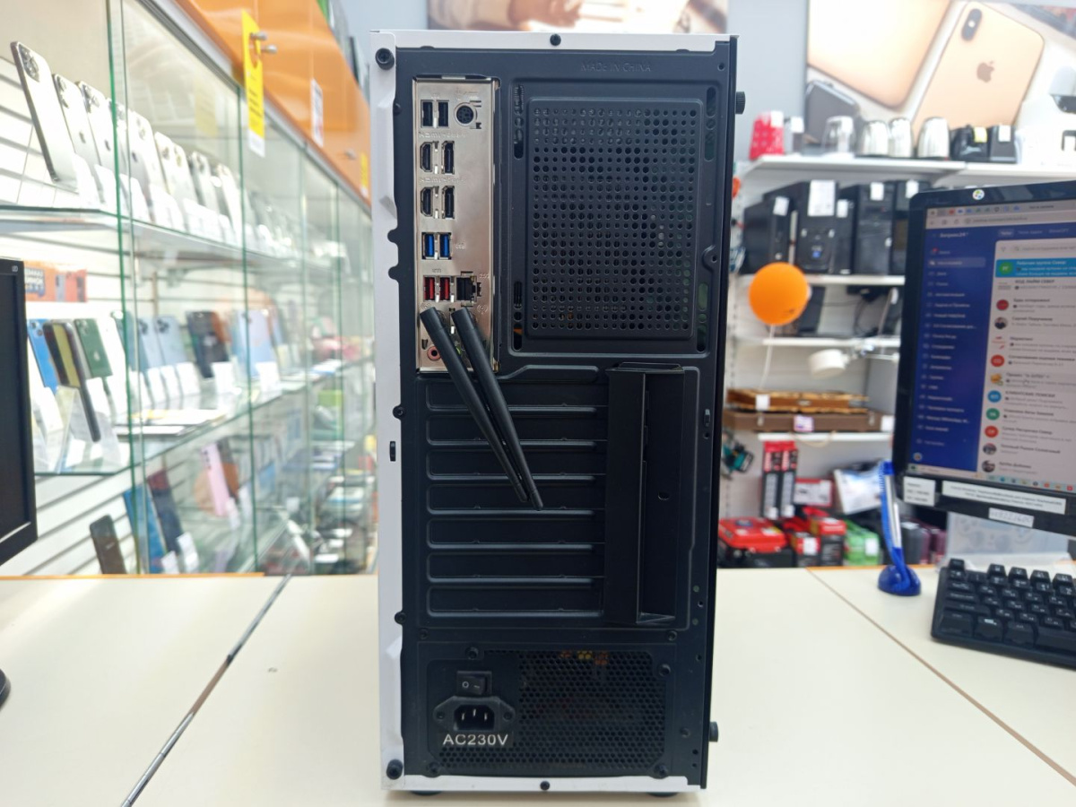 Системный блок Ginzzu; Core I7-12700H,  Intel(R) Graphics, 64 Гб, 250 Гб, Нет