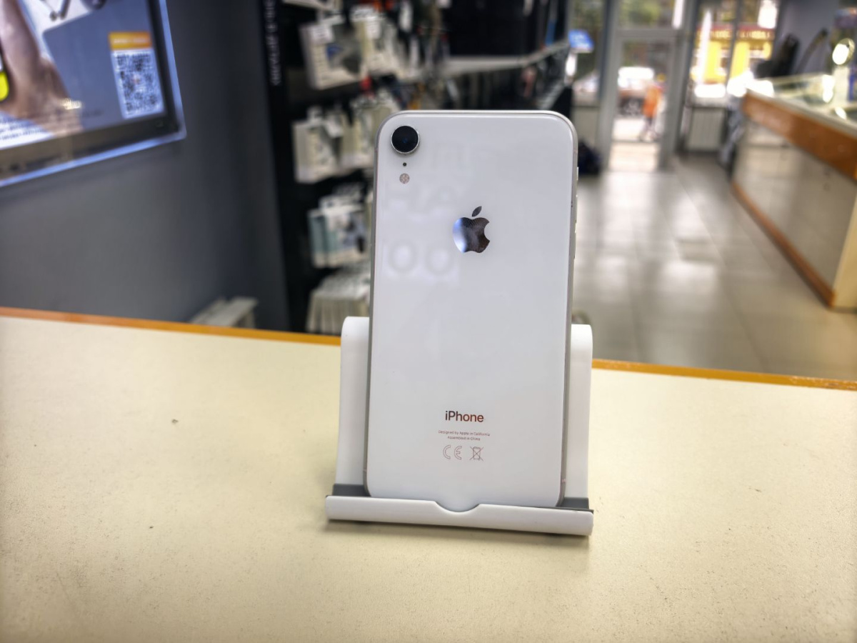 Смартфон Apple iPhone Xr 64Gb