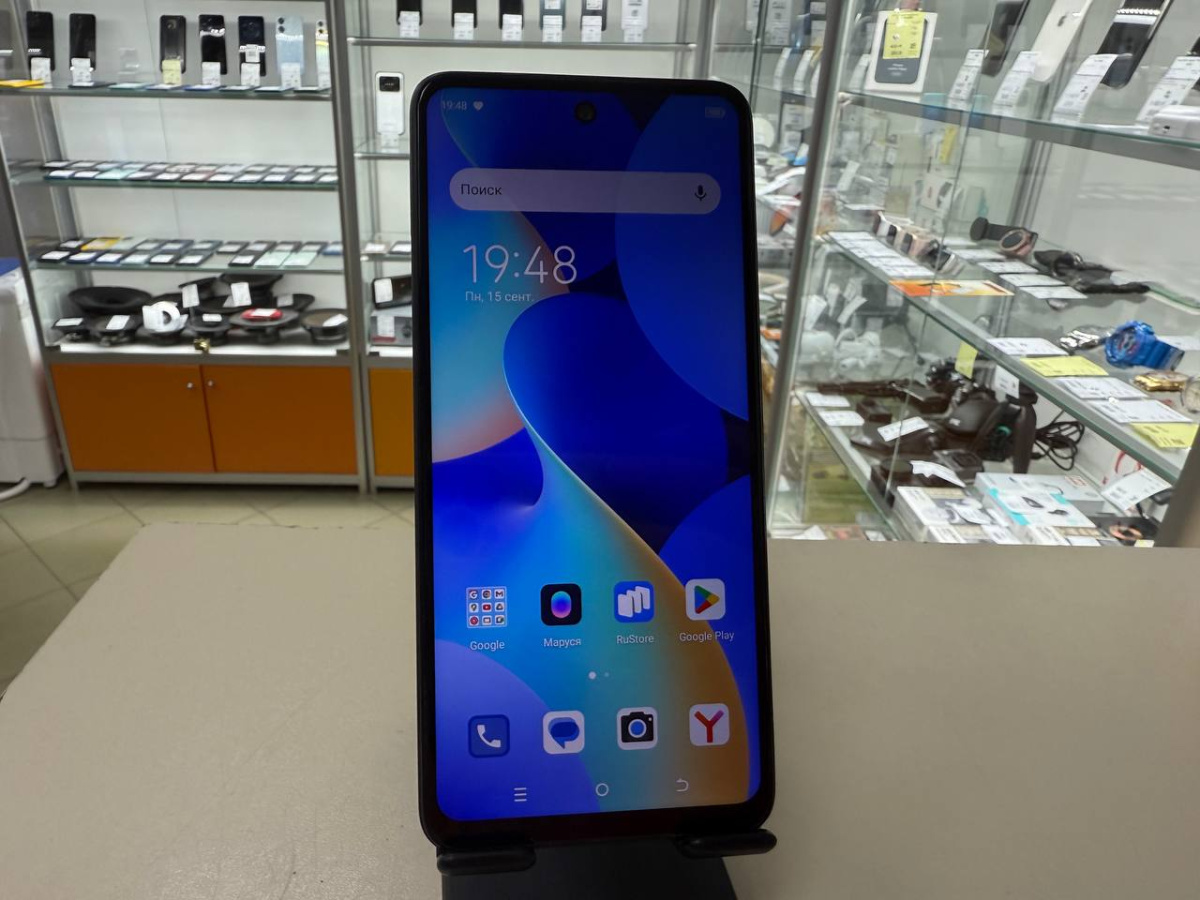 Смартфон Tecno Spark Go 2024 4/64