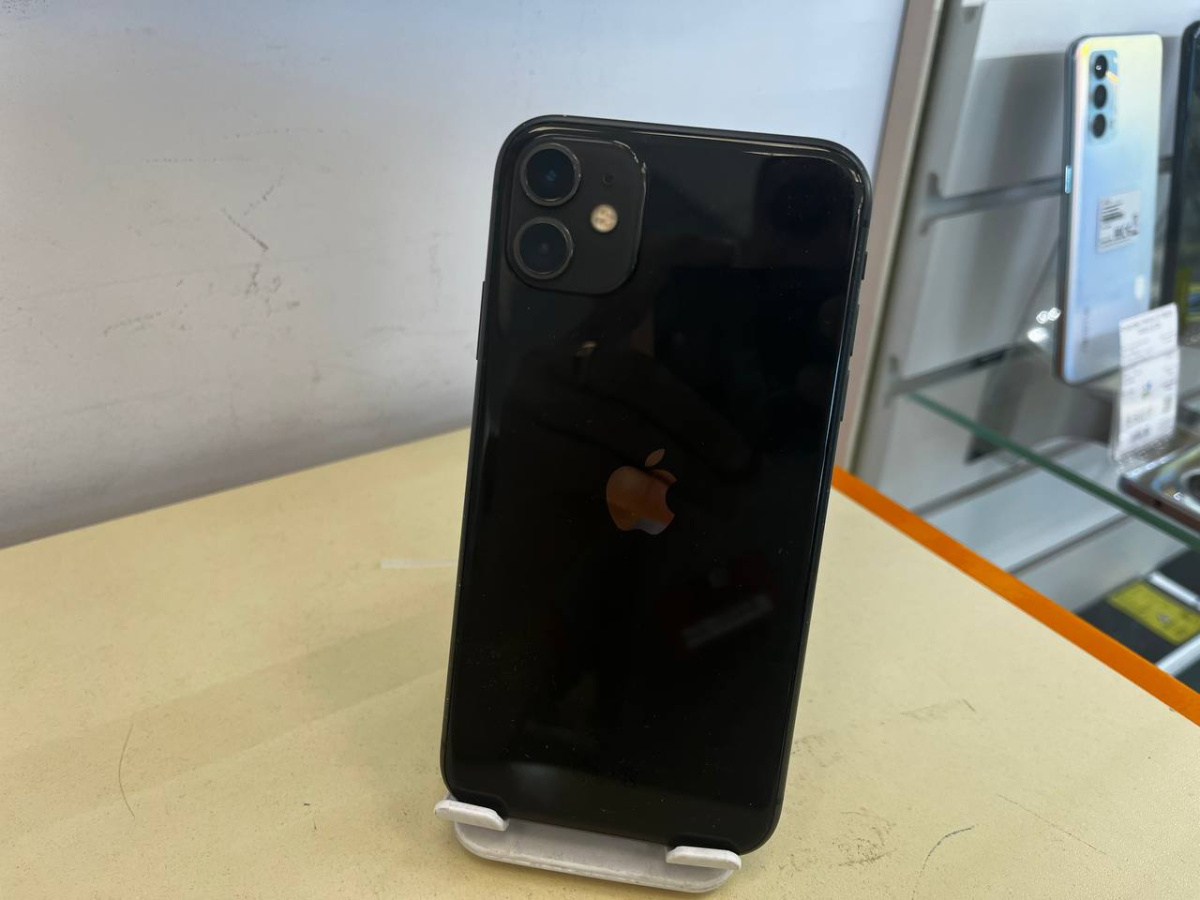 Смартфон Apple iPhone 11 64Gb