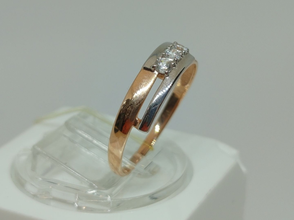 017224 КОЛЬЦО С КАМНЯМИ (Au 585)