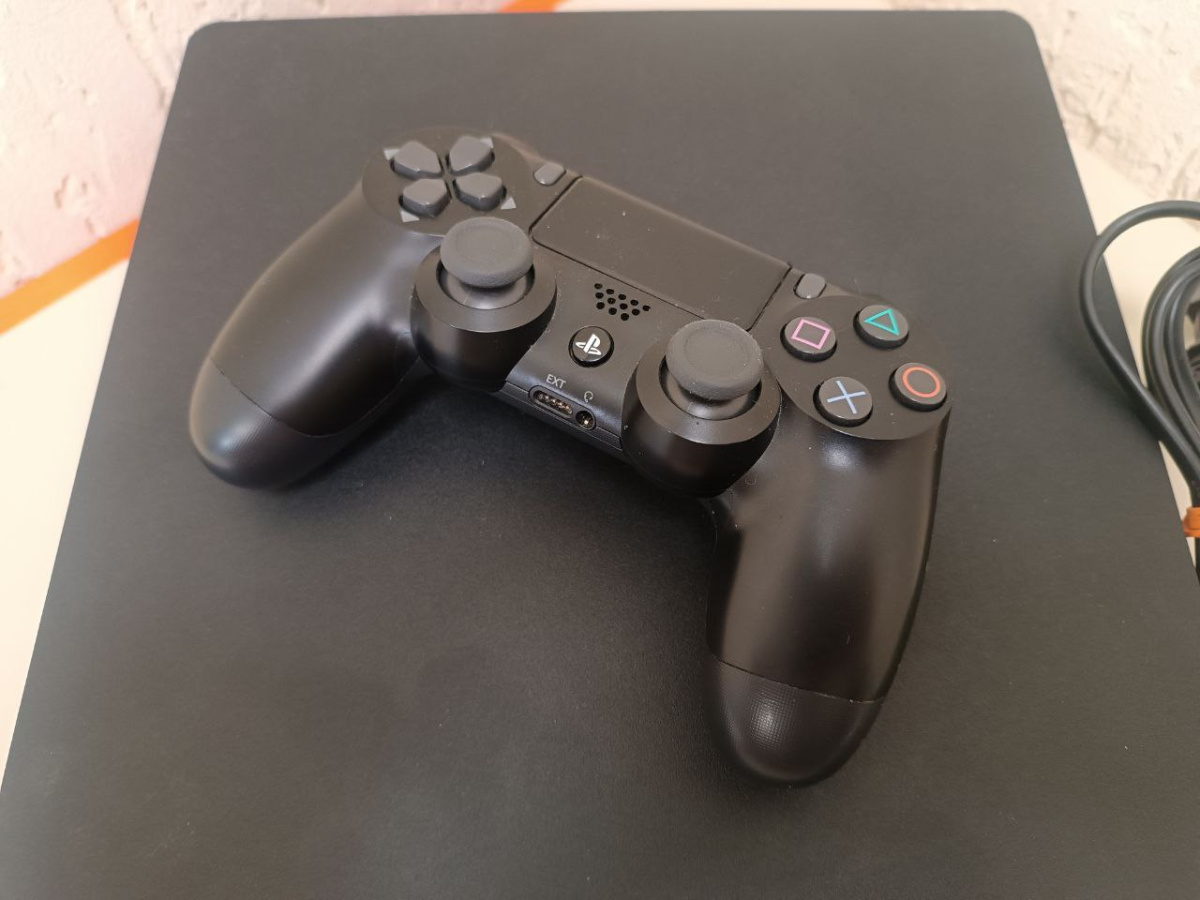 Игровая приставка PlayStation 4 Slim 500GB