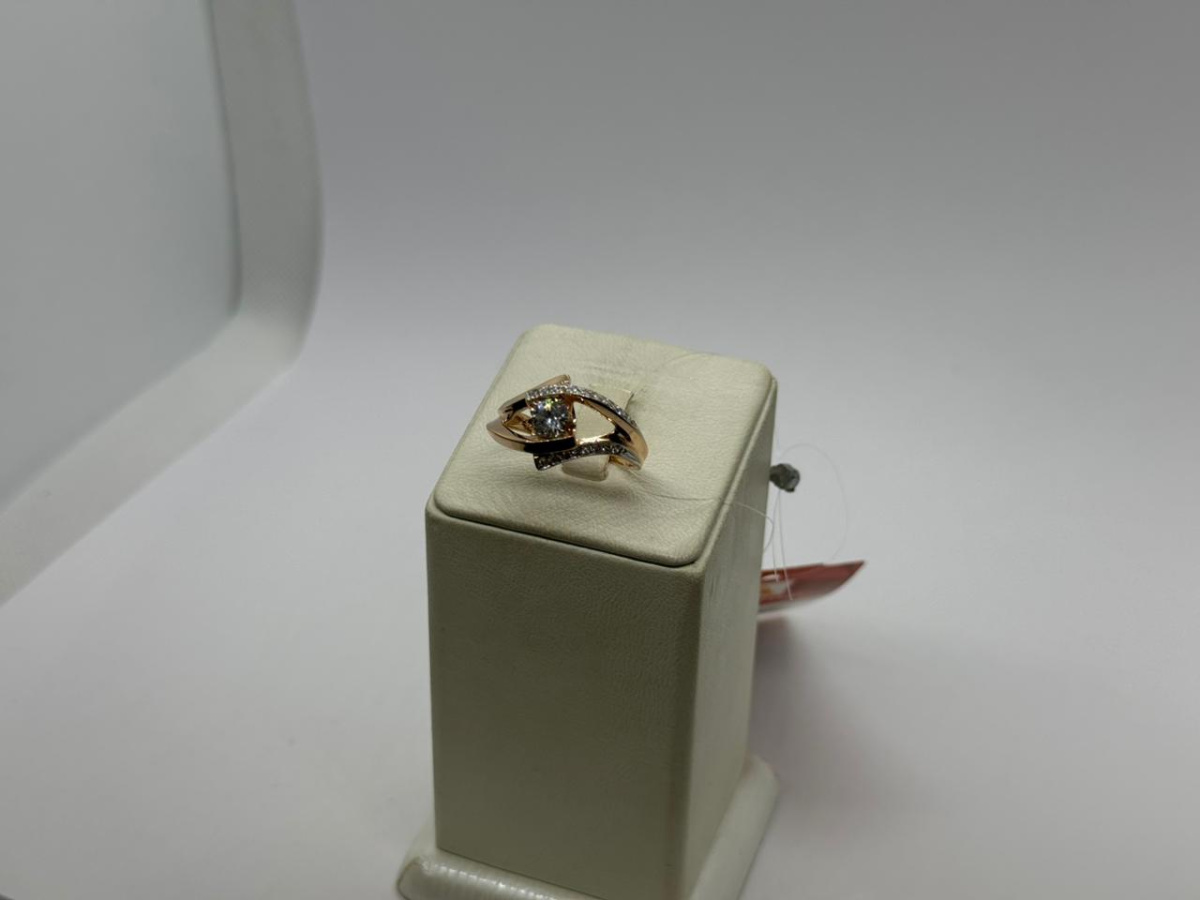 КОЛЬЦО С КАМНЯМИ (Au 585)