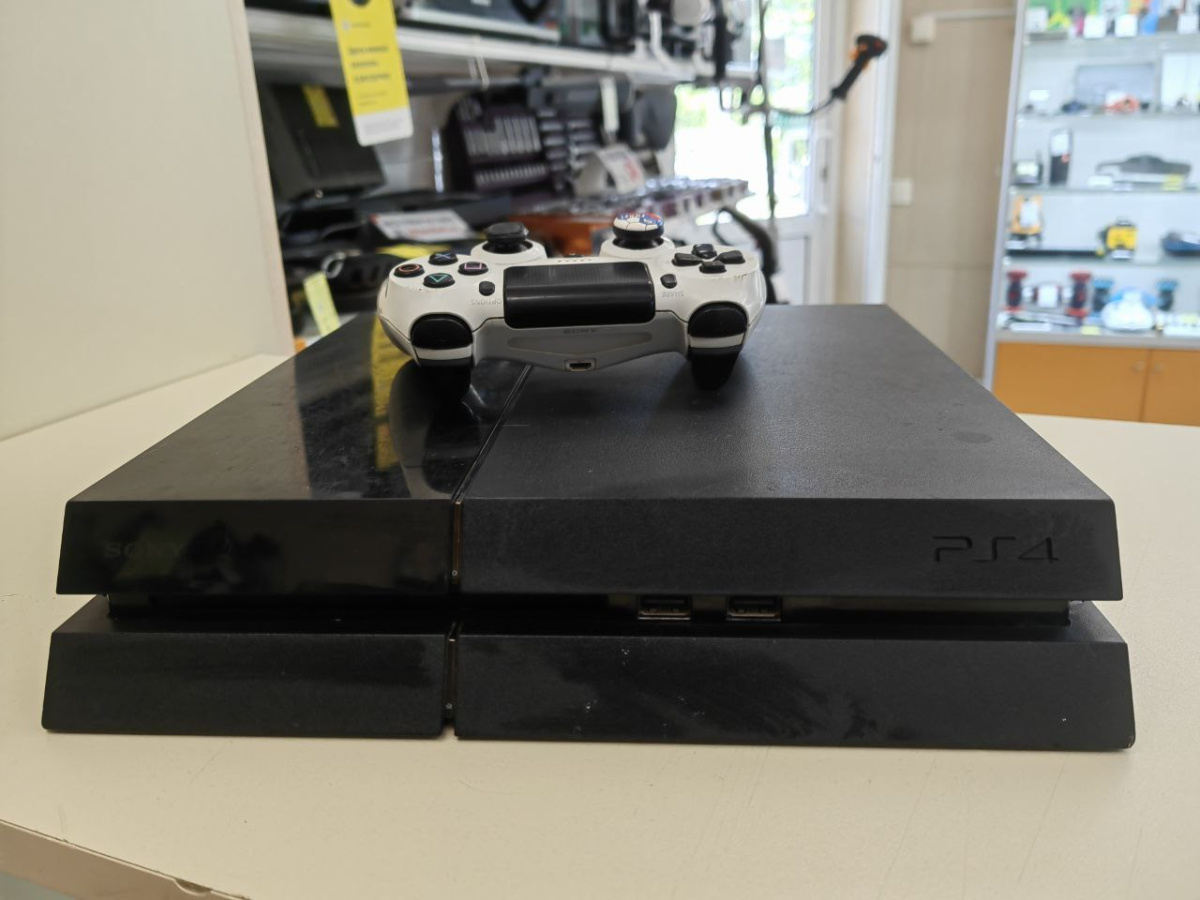 Игровая приставка PlayStation 4 FAT 500GB