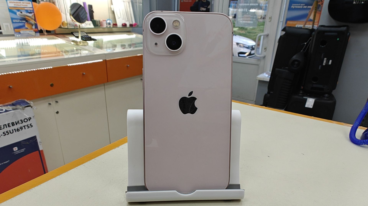 Смартфон Apple iPhone 13 128Gb