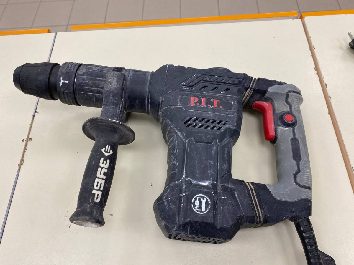 Отбойный молоток P.I.T. GSH25-C1