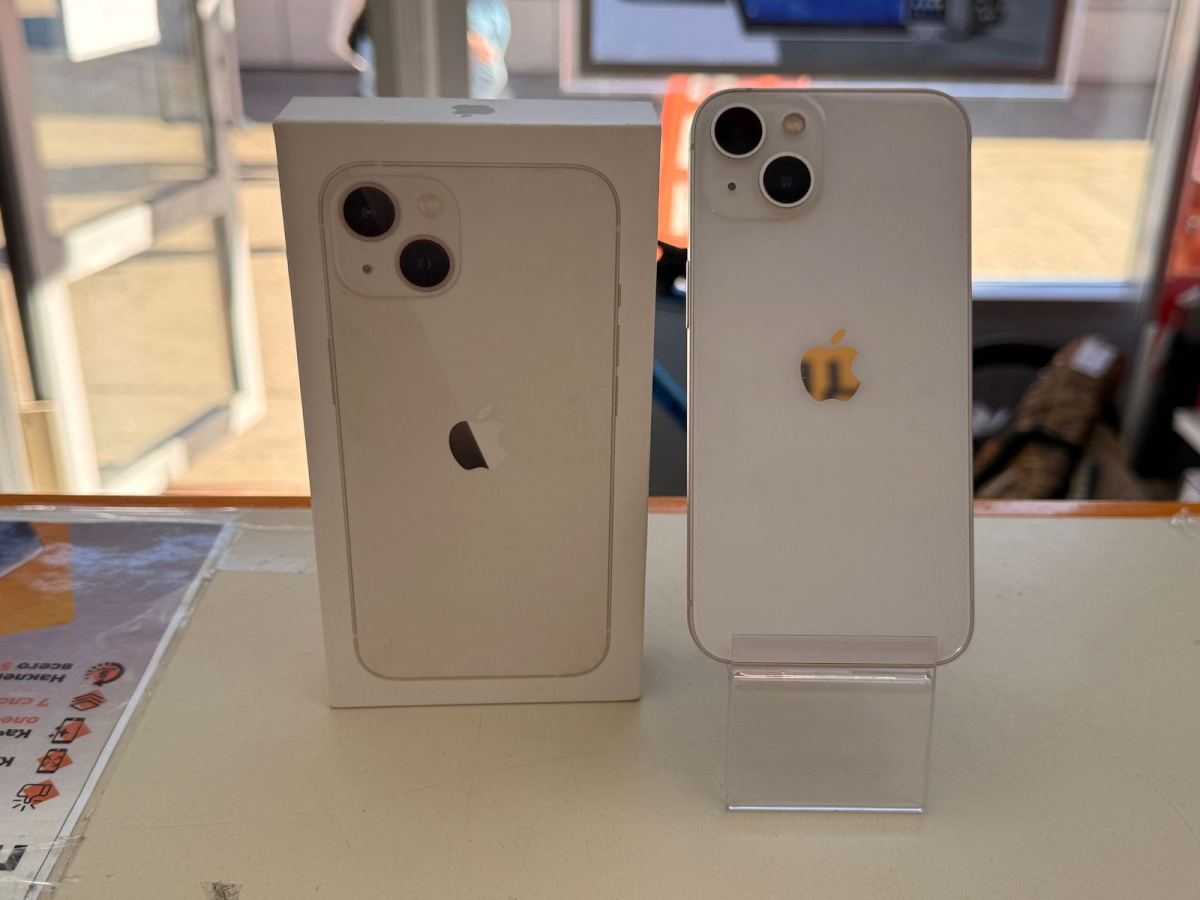 Смартфон Apple iPhone 13 128Gb